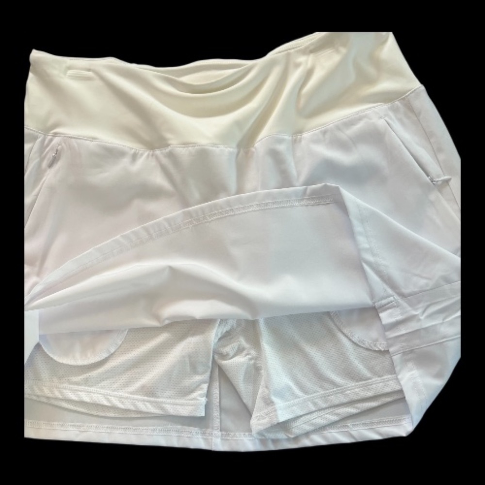 🆕 NWOT women’s white athletic skort with zip pockets | size XL - Picture 3 of 7